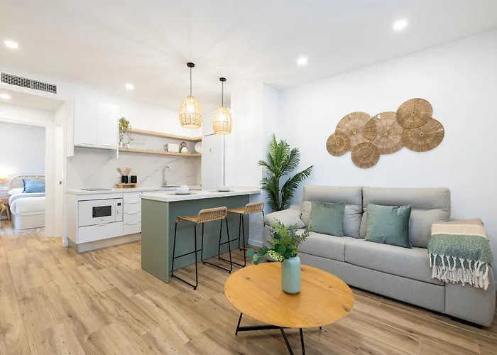 Bright Renovated -Terrace -1Bedroom 1Bath